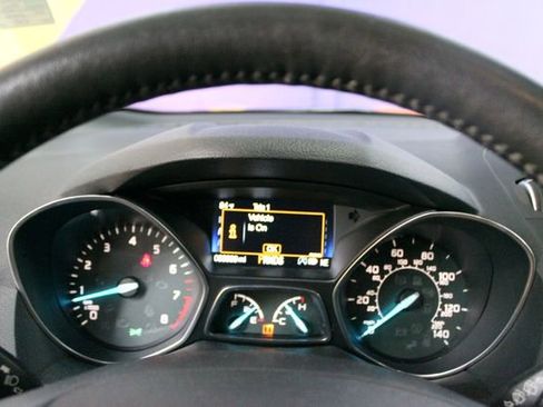 Used 2019 Ford Escape SEL AWD/4WD image 18