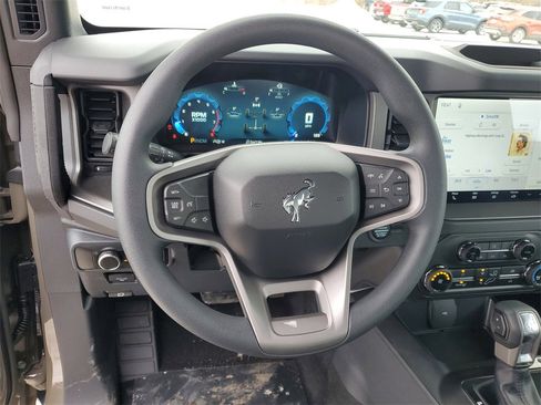 New 2026 Ford Bronco 2-Door image 24