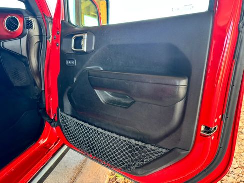 Used 2019 Jeep Wrangler Unlimited Rubicon w/ Steel Bumper Group AWD/4WD image 26