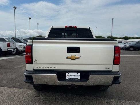 Used 2015 Chevrolet Silverado 1500 LTZ Z71 AWD/4WD image 32