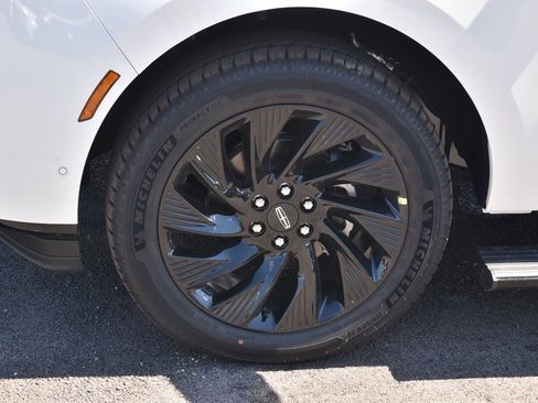 New 2025 Lincoln Navigator L Reserve w/ Jet Appearance Package image 44