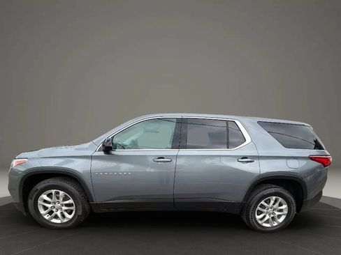 Used 2020 Chevrolet Traverse LS FWD image 8