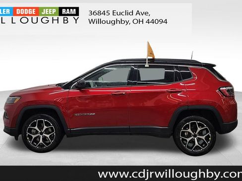 Certified 2025 Jeep Compass Limited image 5