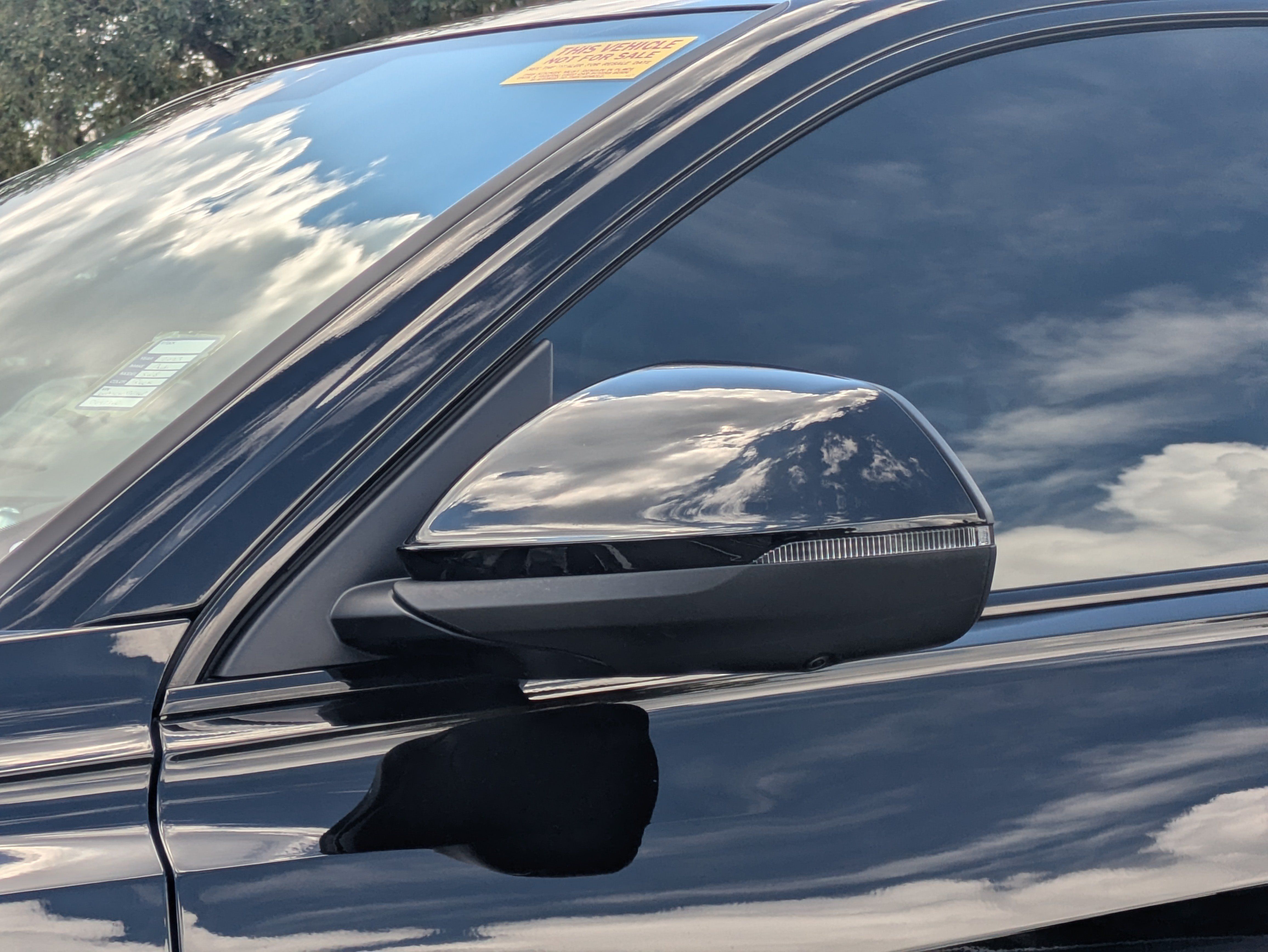 Used 2023 Audi SQ8 Prestige AWD/4WD image 11