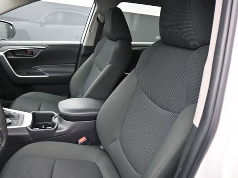 Used 2024 Toyota RAV4 LE image 10