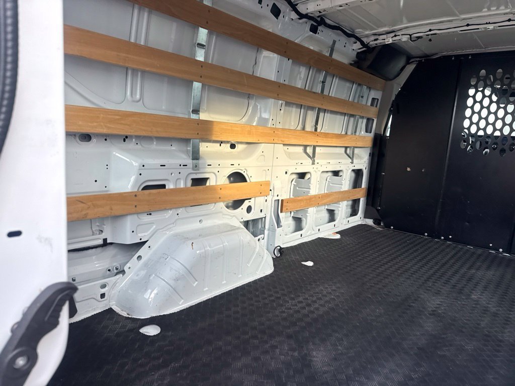 Used 2025 Ford Transit 250 Low Roof w/ Exterior Upgrade Package RWD image 5