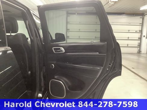 Used 2019 Jeep Grand Cherokee Summit image 8