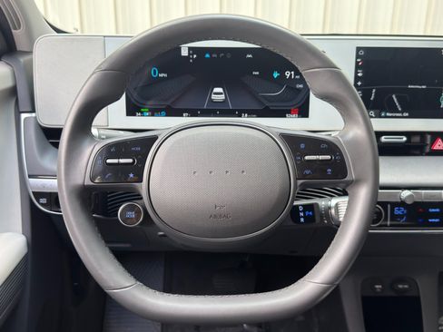 Used 2022 Hyundai Ioniq 5 SE RWD image 18