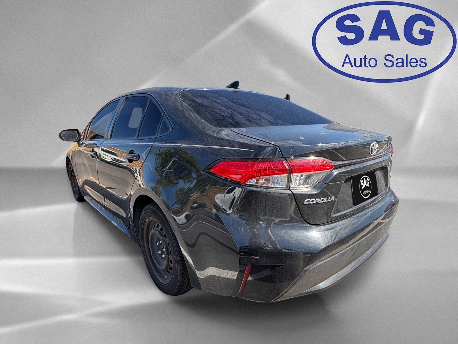 Used 2021 Toyota Corolla LE FWD image 4