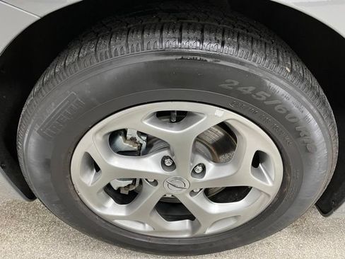 Used 2023 Chrysler Pacifica Limited FWD image 13