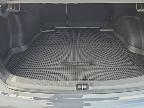 Used 2025 Toyota Corolla LE image 23