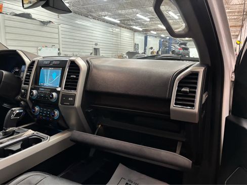 Used 2017 Ford F150 Lariat w/ Equipment Group 502A Luxury image 28