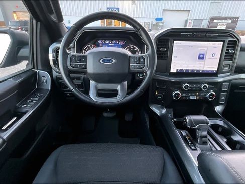 Used 2022 Ford F150 XLT w/ Equipment Group 302A High image 5