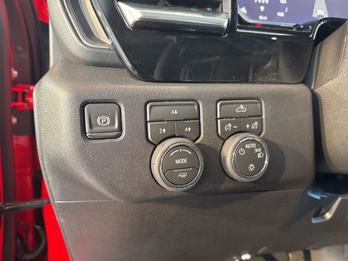 New 2026 Chevrolet Silverado 2500 LT image 18