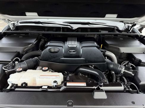 Used 2023 Lexus LX 600 Premium w/ Mark Levinson image 30