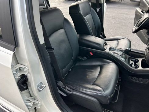Used 2017 Dodge Journey Crossroad w/ Popular Equipment Group image 24
