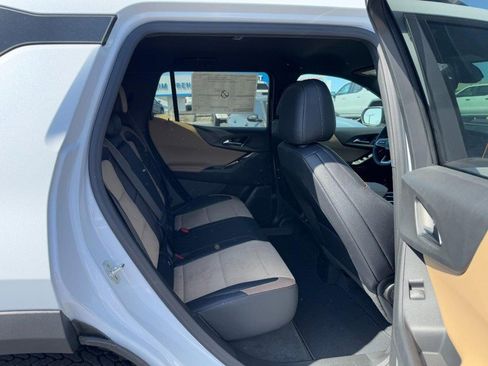 New 2026 Chevrolet Equinox ACTIV w/ Safety and Technology Package FWD image 5