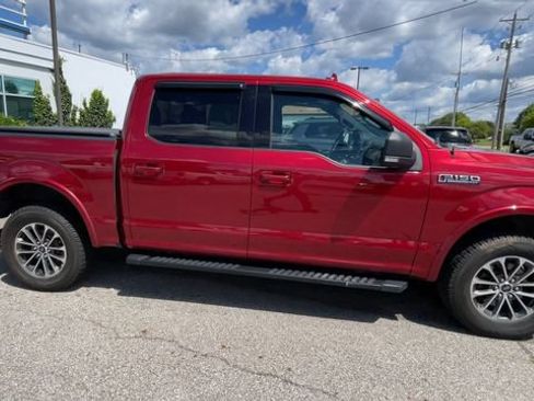 Used 2018 Ford F150 XLT w/ Equipment Group 302A Luxury AWD/4WD image 3