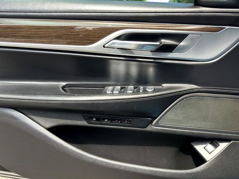 Used 2021 BMW 740i xDrive 740i xDrive Sedan w/ Luxury Rear Seating Package image 12