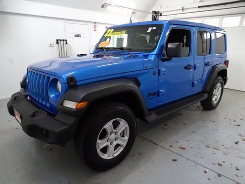 Certified 2022 Jeep Wrangler Unlimited Sport w/ Sun And Sound Package image 16