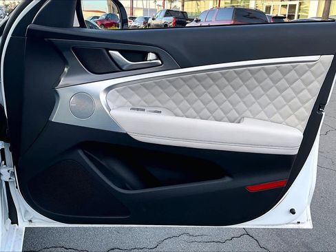 Used 2024 Genesis G70 3.3T Advanced w/ Sport Prestige Package image 22