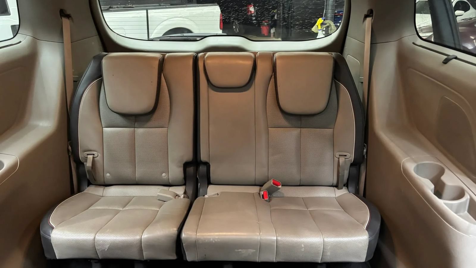 Used 2016 Kia Sedona EX FWD image 13