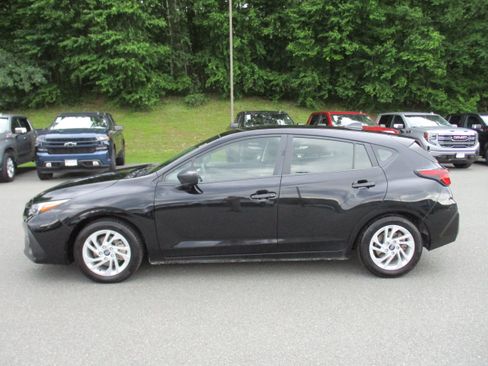 Used 2024 Subaru Impreza 2.0i AWD/4WD image 8