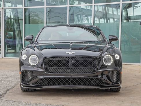Used 2024 Bentley Continental GT image 7