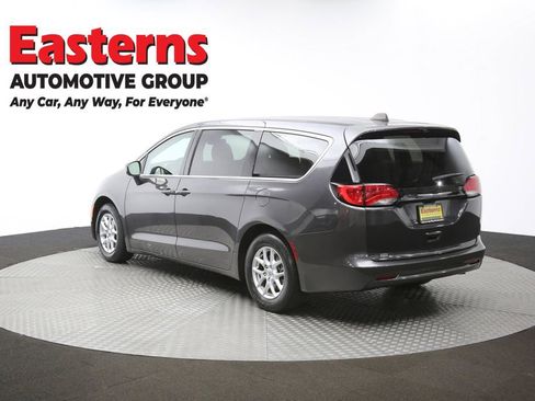 Used 2023 Chrysler Voyager LX image 64