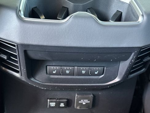 New 2026 Toyota Tundra Platinum AWD/4WD image 15