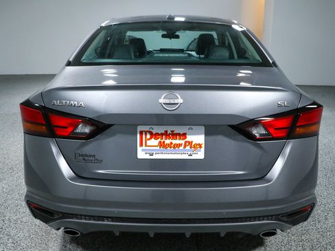 Used 2023 Nissan Altima 2.5 SL FWD image 8