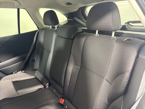 Used 2022 Subaru Outback Premium image 21