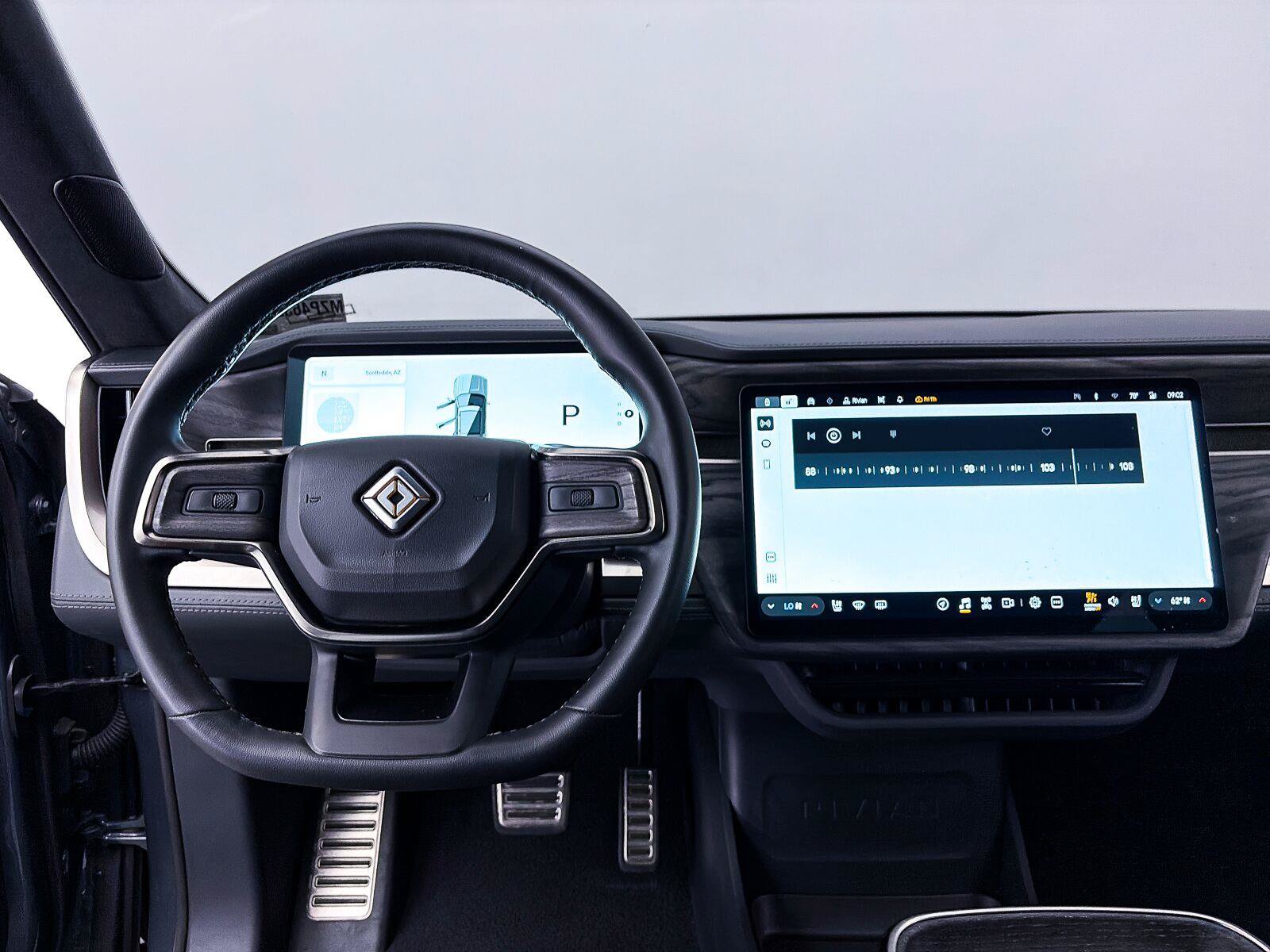 Used 2022 Rivian R1S Launch Edition Quad AWD/4WD image 5