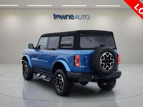 Used 2022 Ford Bronco Outer Banks image 3