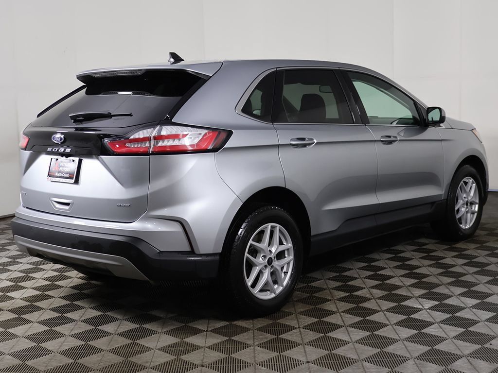 Used 2024 Ford Edge SEL w/ Convenience Package AWD/4WD image 10
