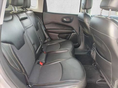 Used 2019 Jeep Compass Latitude image 15