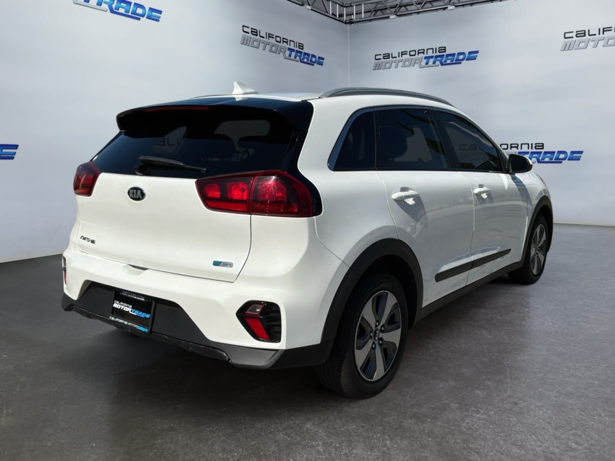 Used 2021 Kia Niro LX FWD image 5