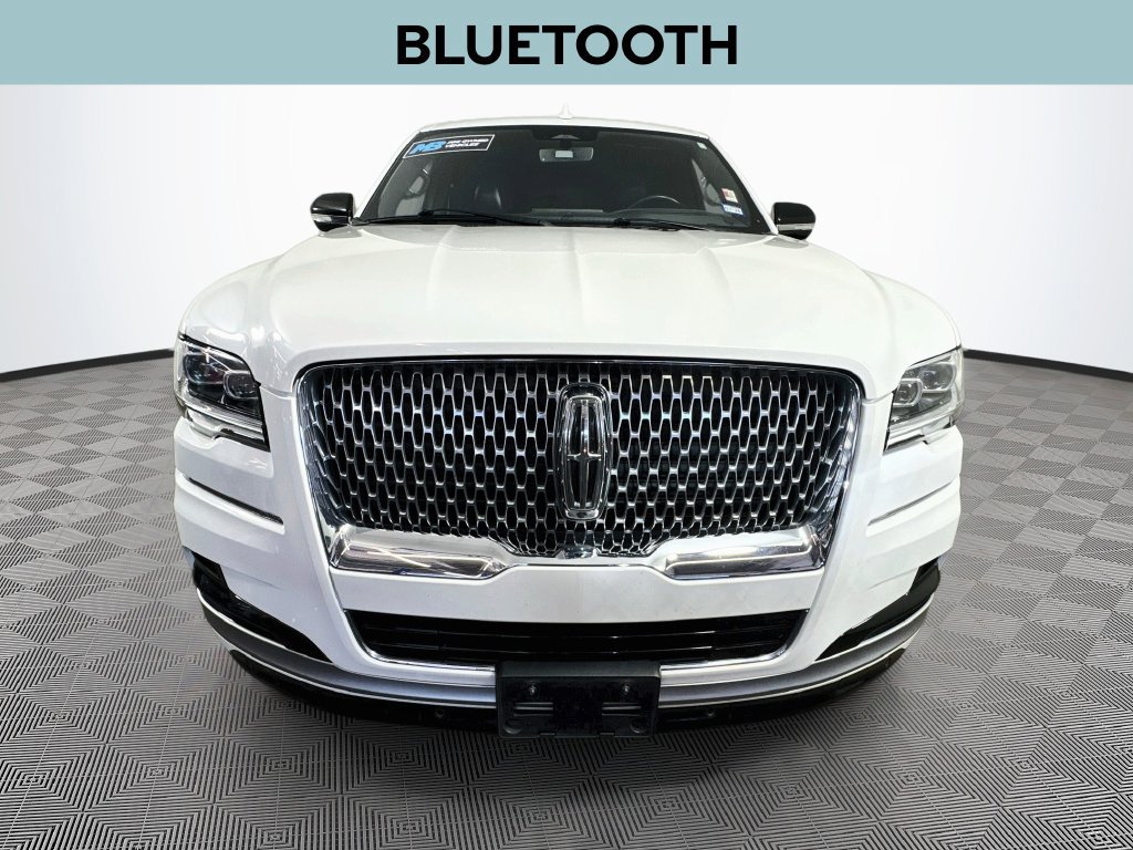 Used 2022 Lincoln Navigator Reserve RWD image 2