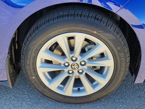 New 2026 Toyota Corolla SE image 7