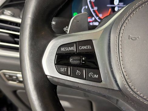 Used 2020 BMW X7 xDrive40i w/ M Sport Package image 27