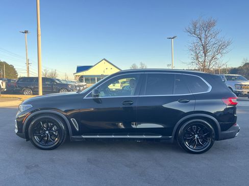Used 2022 BMW X5 sDrive40i w/ Executive Package image 28
