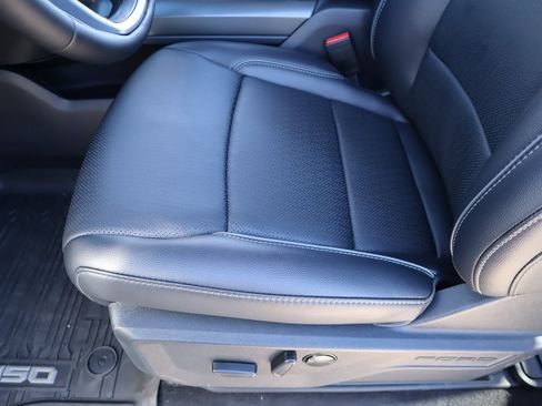 New 2025 Ford F150 Lariat w/ Equipment Group 501A Mid image 13