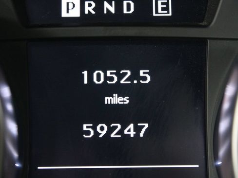 Used 2012 Mercedes-Benz SLK 350 image 34