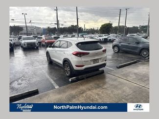 Used 2018 Hyundai Tucson SE AWD/4WD video 1