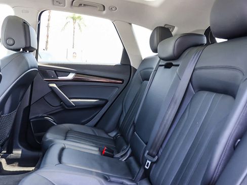 Used 2018 Audi Q5 2.0T Premium Plus w/ Premium Plus Package AWD/4WD image 24