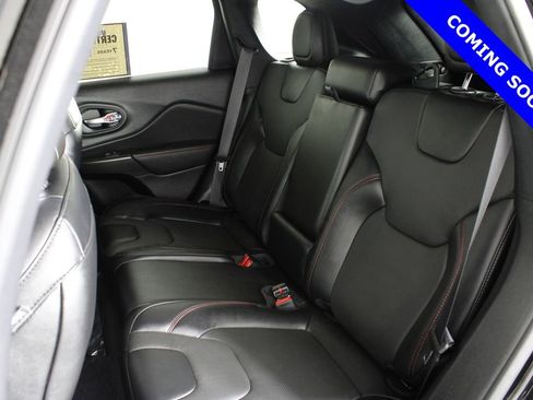 Used 2022 Jeep Cherokee Trailhawk w/ Premium Leather Package image 16
