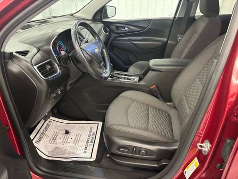Used 2021 Chevrolet Equinox LT image 38