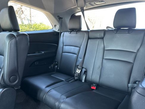 Used 2020 Honda Pilot Touring image 33