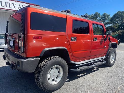 Used 2003 HUMMER H2 w/ Preferred Equipment Group image 8