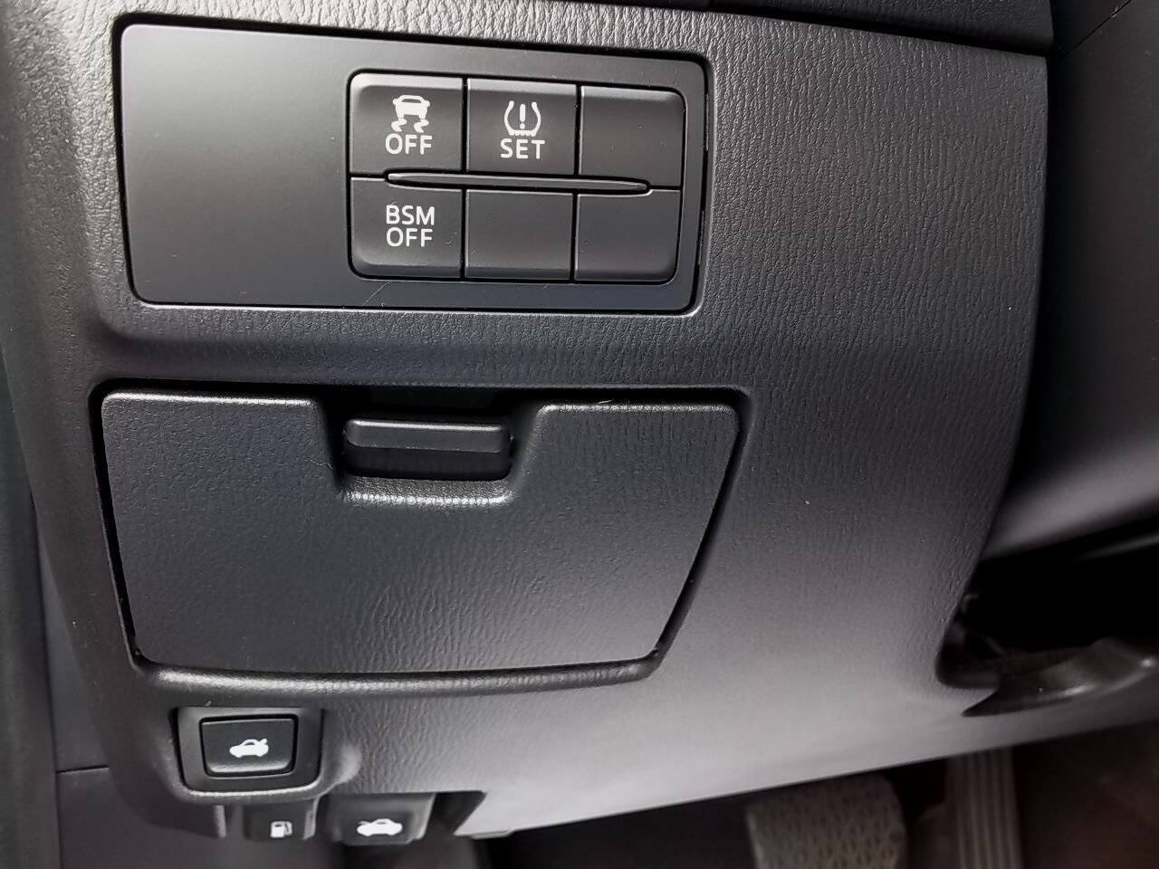 Used 2014 MAZDA MAZDA6 Touring FWD image 22